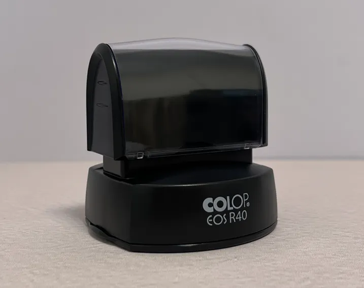 EOS R40-2.webp